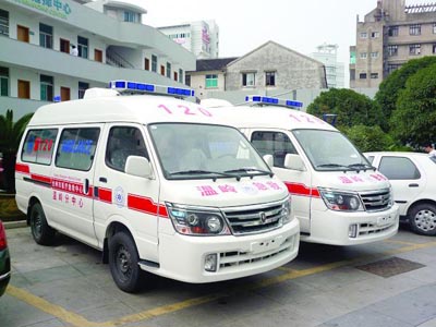 宁武县救护车租赁